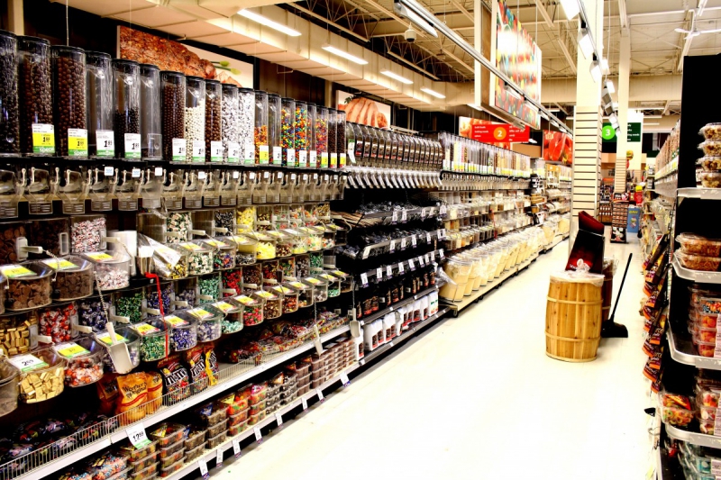 ecommerce-PIGNANS-min_retail_grocery_supermarket_store_food_shopping_market_shop-613228